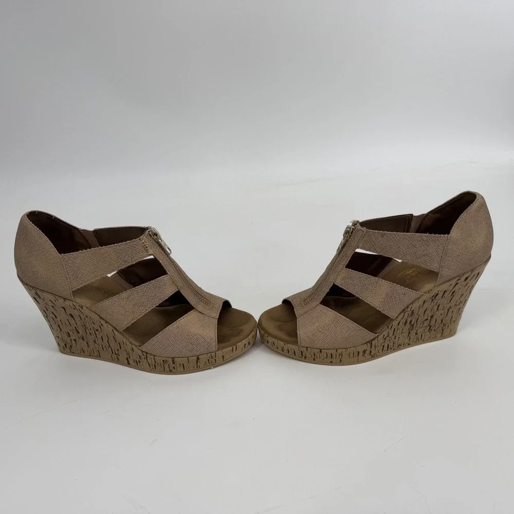 Aerosoles On Track Sandals Womens 7M Champagne Metallic Front Zip Wedge Shoes